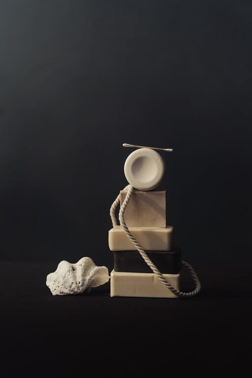 How to Create a Minimalist Bathroom Setup for a Clean, Calm Space